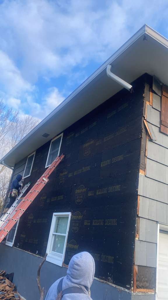 Siding replacement in winter